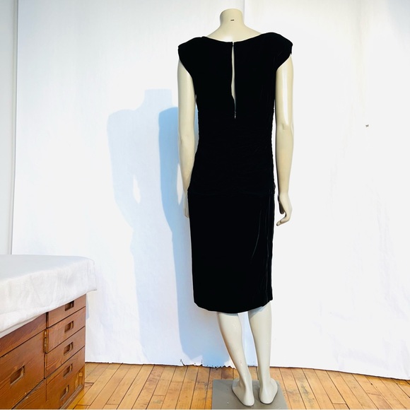 Oscar Di La Renta Miss O Vintage Velvet Dress - Picture 4 of 16
